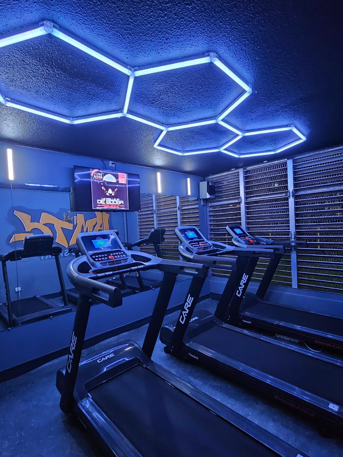 text and image block